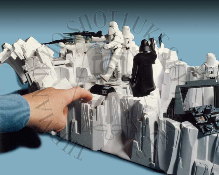  HOTH IMPERIAL ATTACK BASE PLAYSET detail-1